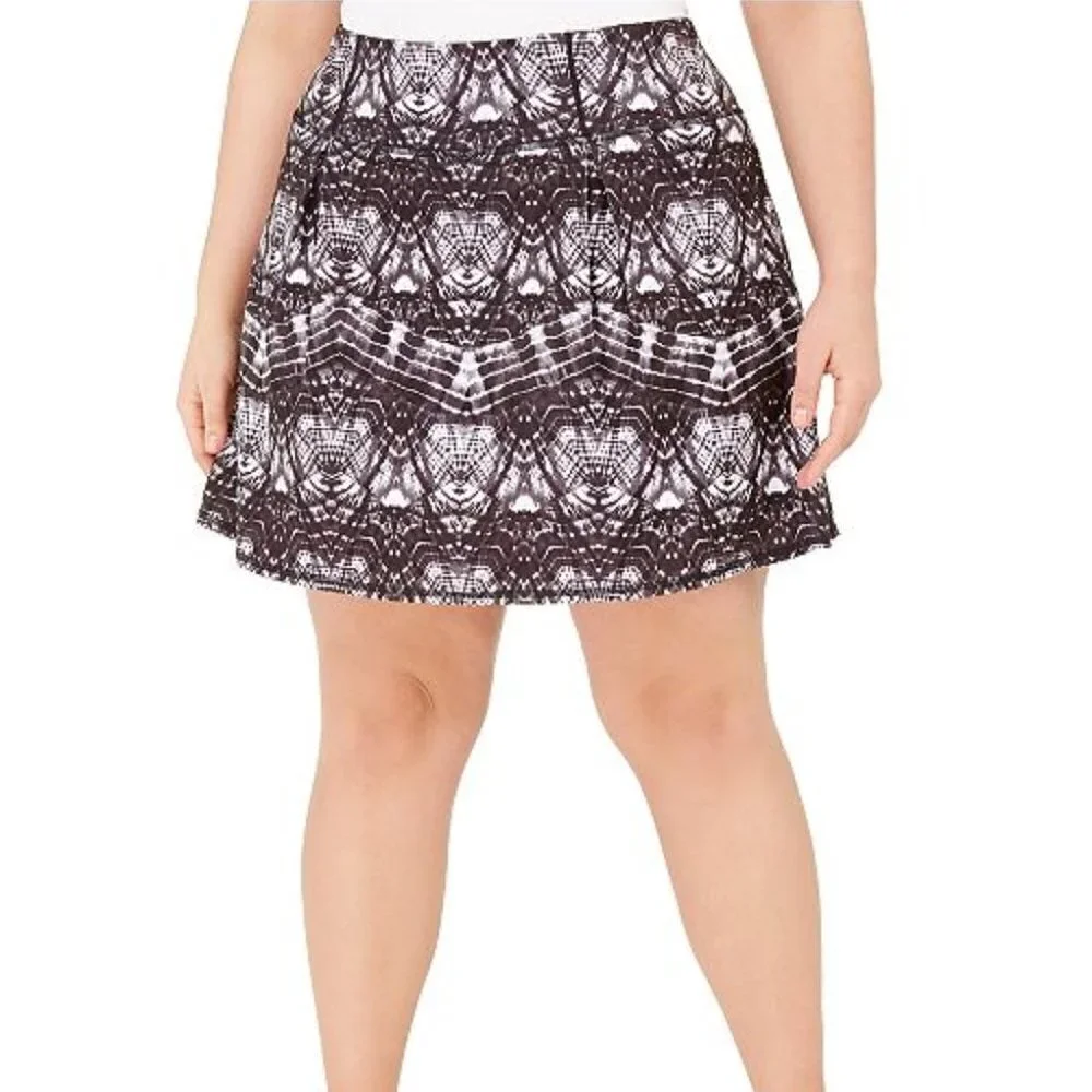 NWT - Ideology Plus Size Performance Black and White Print Skort - Size 2X
